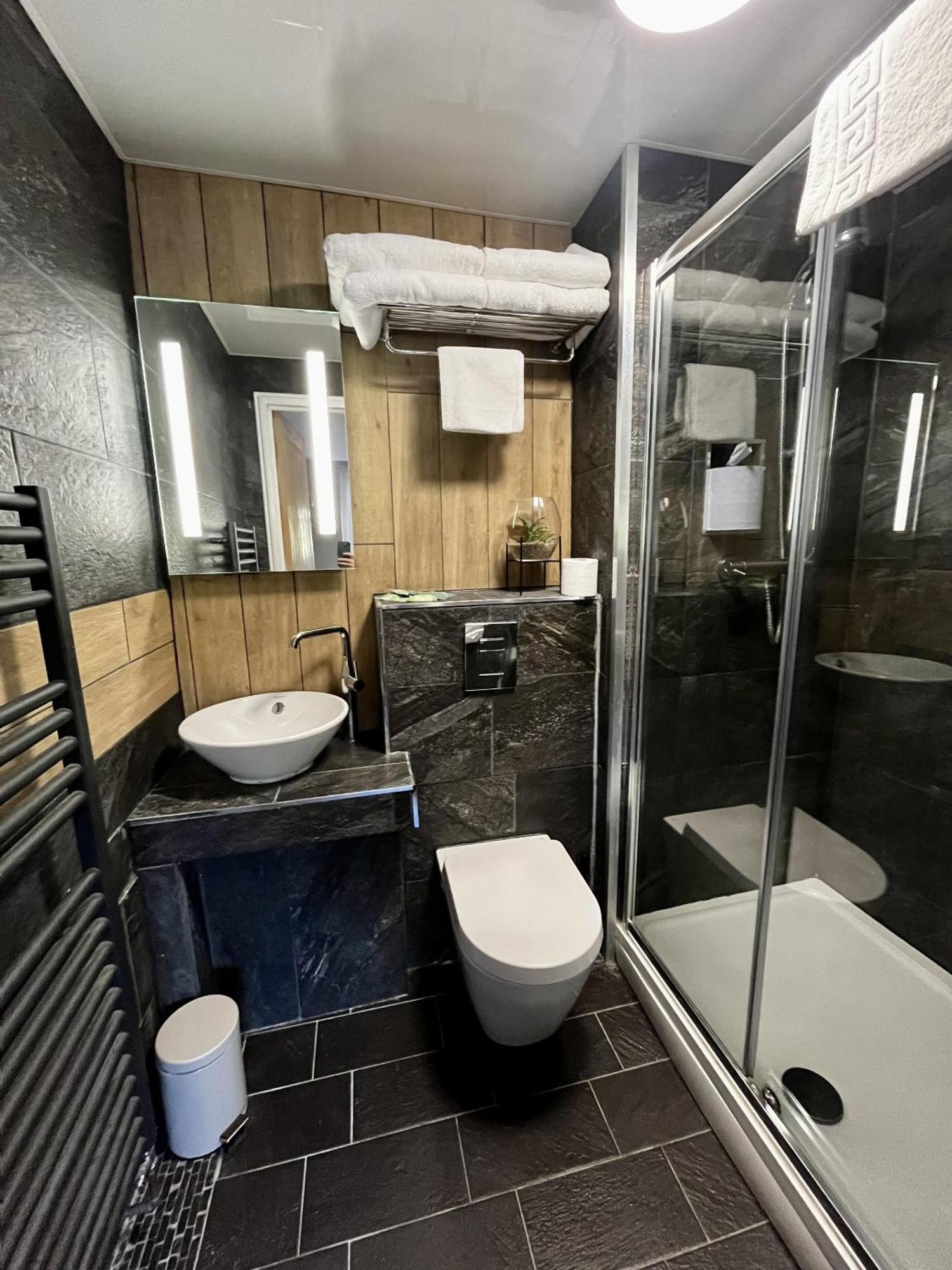 The Blue Bell Crookham Hotel Cornhill on Tweed Phòng bức ảnh
